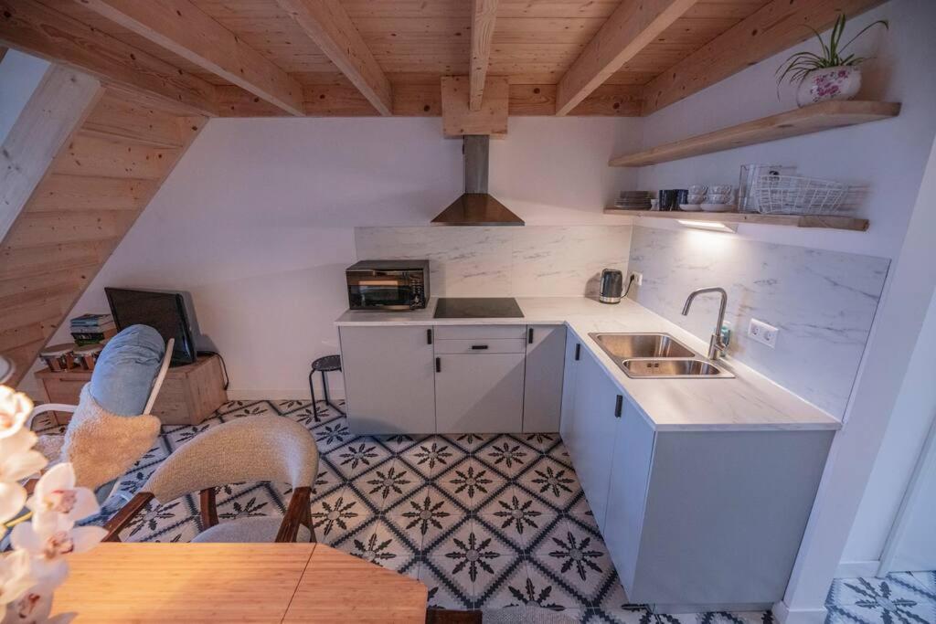 'T Pekelhuis - Vakantiehuisje Op Boerderij Huize Blokland Hem Exteriér fotografie